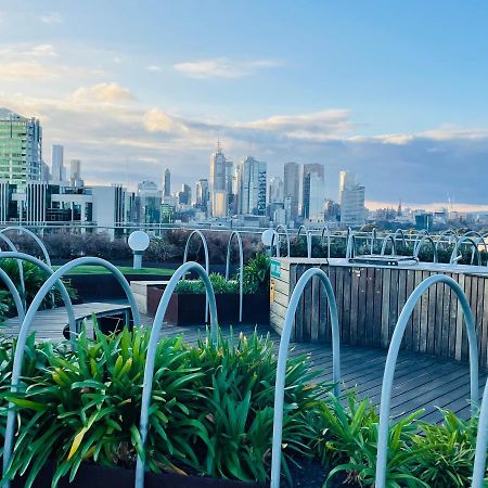 Cozy 1 Bed Apt & Spa,Free Parking ,Phenomena Views Melbourne Exterior photo
